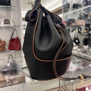 ロエベ 販売】これからの季節、身軽なコーデにピッタリ👜LOEWE/バルーンバッグが入荷中です🤗 - 質屋かんてい局 盛岡店