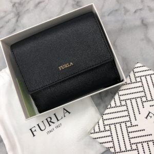 【FURLA　BABYLON　２つ折り財布】盛岡市のお客様よりお買取させていただきました！