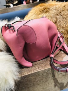 【LOEWE エレファントミニショルダーバッグ】をお買い取りさせていただきました!