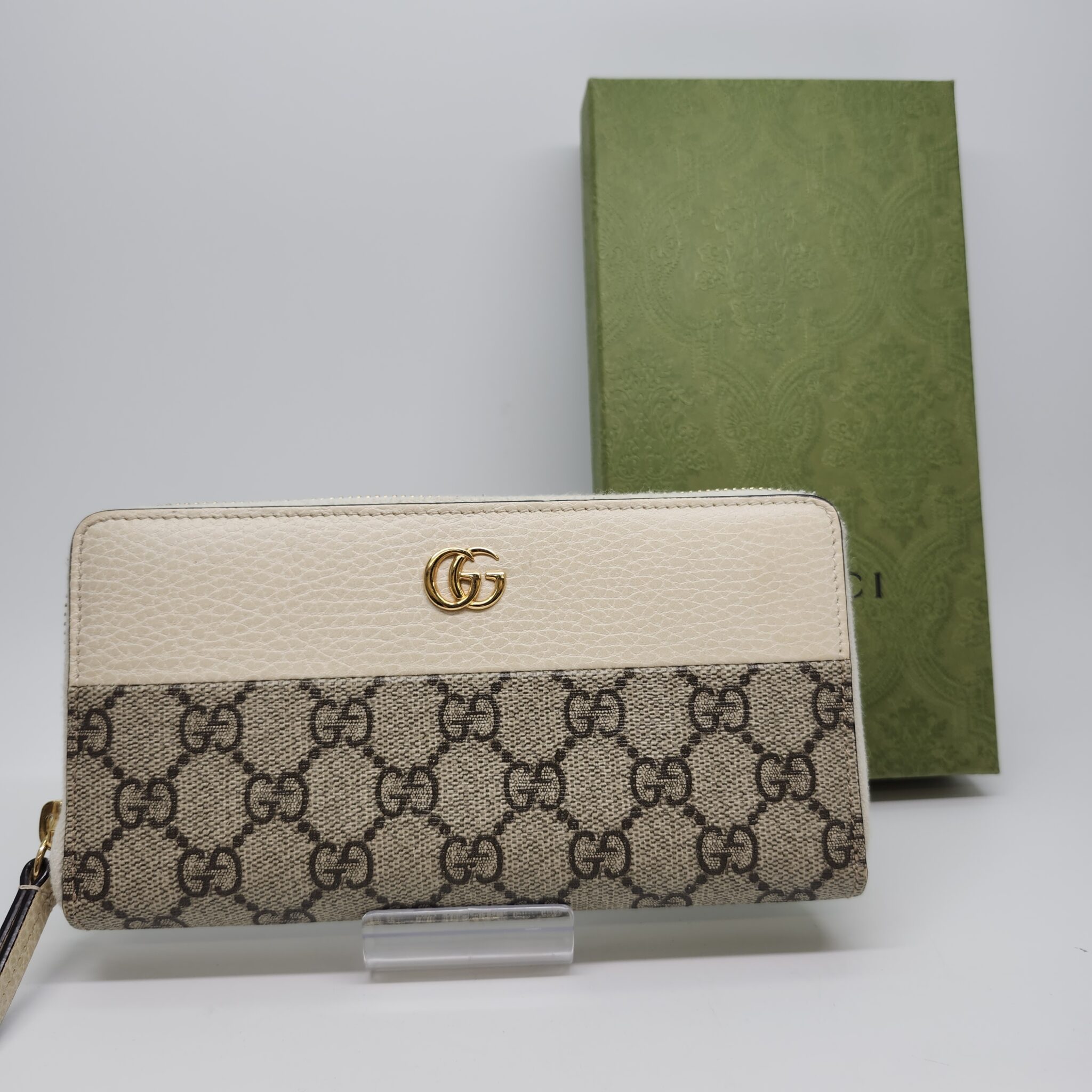 【買取 入荷 盛岡 グッチ GUCCI】グッチ ダブルGバイカラー ジップアラウンドウォレット 45617 を盛岡市のお客様よりお買取させていただきました!