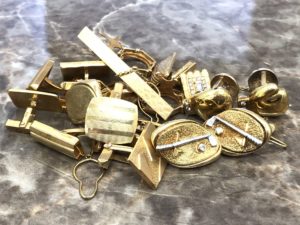 【金プラチナ　ジュエリー　買取　盛岡】K18カフス・ネクタイピンをお買い取りさせていただきました！