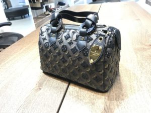 ルイヴィトン モノグラムエクリプス 限定モデル