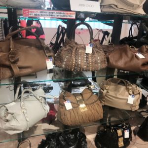 ブラウン×レザーで秋色に♪