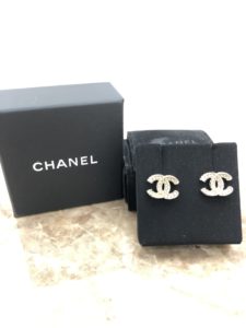 ＣＨＡＮＥＬ　ココマーク　ピアス