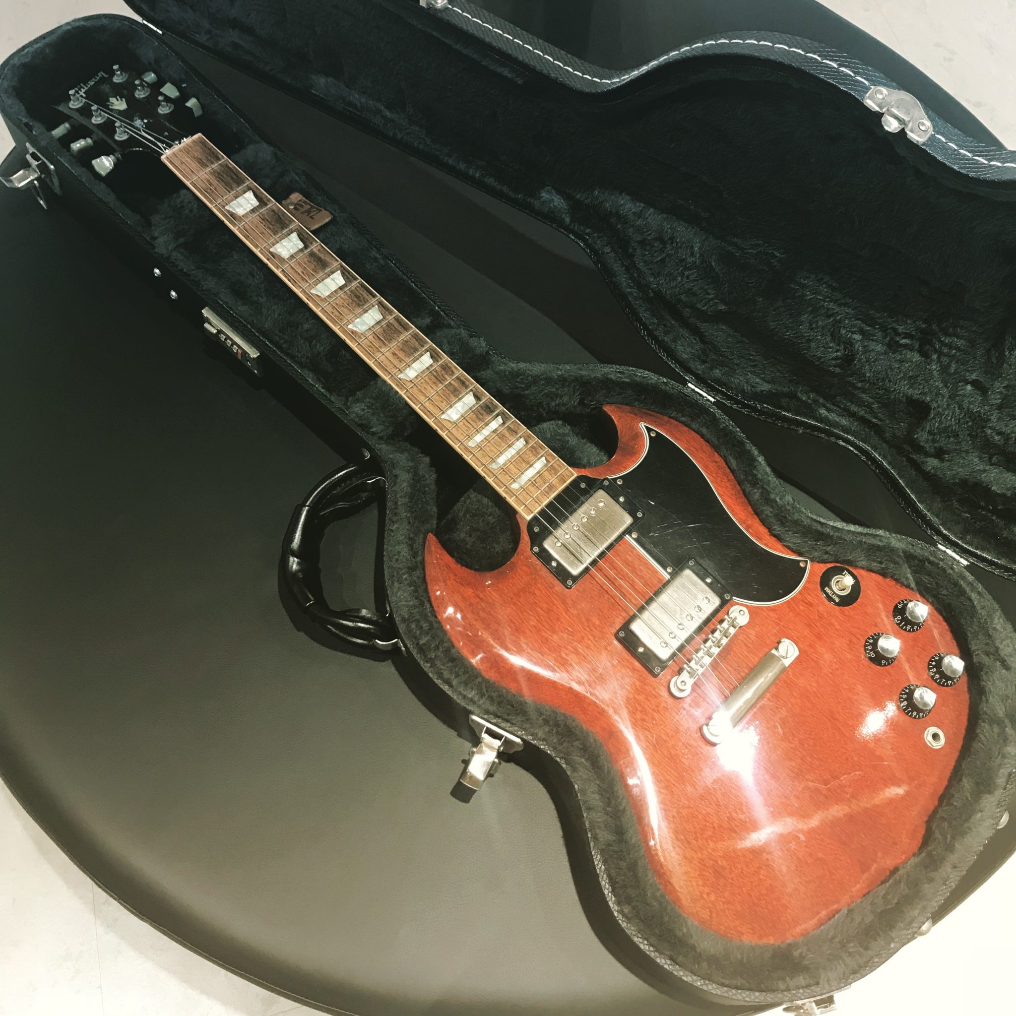 Gibson　SG