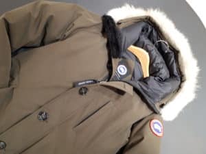 【盛岡　ダウンジャケット　買取】ＣＡＮＡＤＡ　ＧＯＯＳＥ