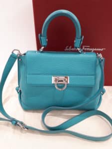 【Salvatore Feragamo サルヴァトーレ　フェラガモ　21-D356】２WAYバッグを盛岡市のお客様よりお買取させて頂きました！