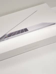 【Mac Book pro 15インチ 第9世代】を盛岡市のお客様よりお買取させて頂きました!