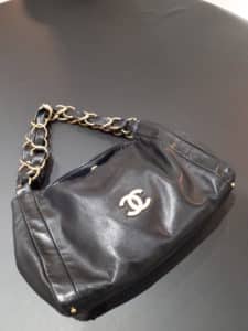 【CHANEL　シャネル　ココマークチェーンバッグ】をお買取させて頂きました！