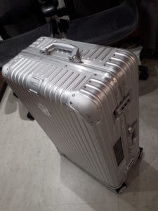 【RIMOWA 9247000 トパーズ】を盛岡市のお客様よりお買取させていただきました!