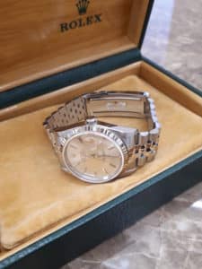 【ロレックス　ROLEX　DATEJUST　16234】オーバーホールより戻ってきました！