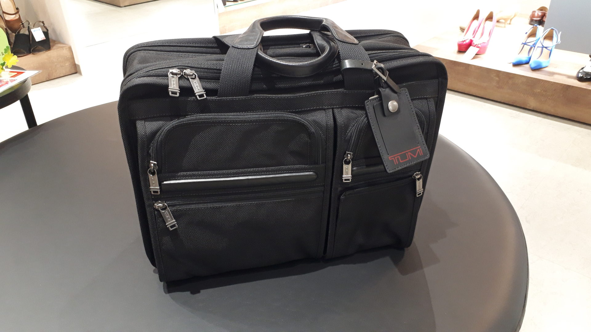 【TUMI　26160D4　2WAYビジネスバッグ】を盛岡市のお客様よりお買い取りさせていただきました！