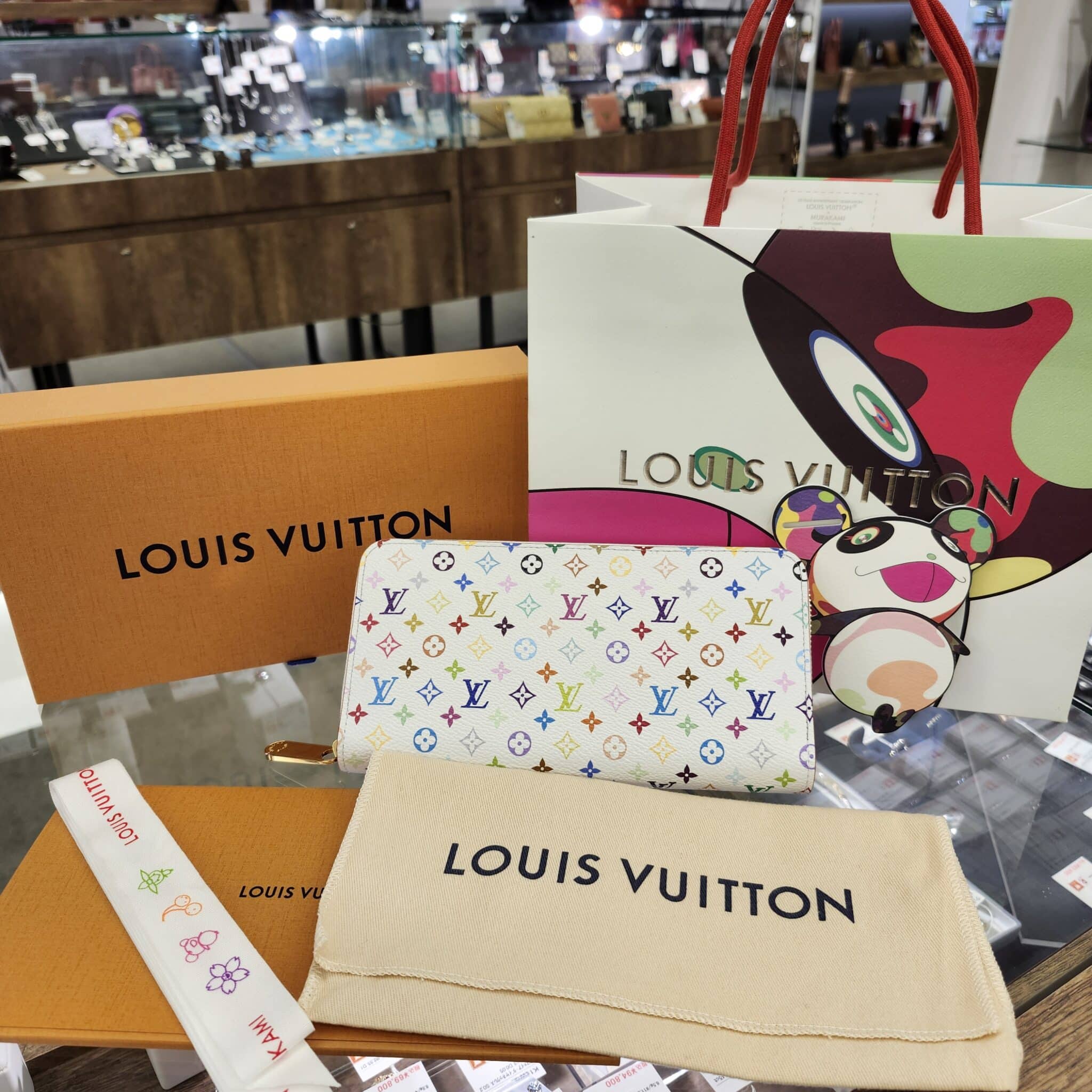 【買取 入荷 盛岡 ルイ・ヴィトン LOUIS VITTON】ルイ・ヴィトン M13922 LV×TMジッピーウォレット を盛岡市のお客様よりお買取させていただきました!