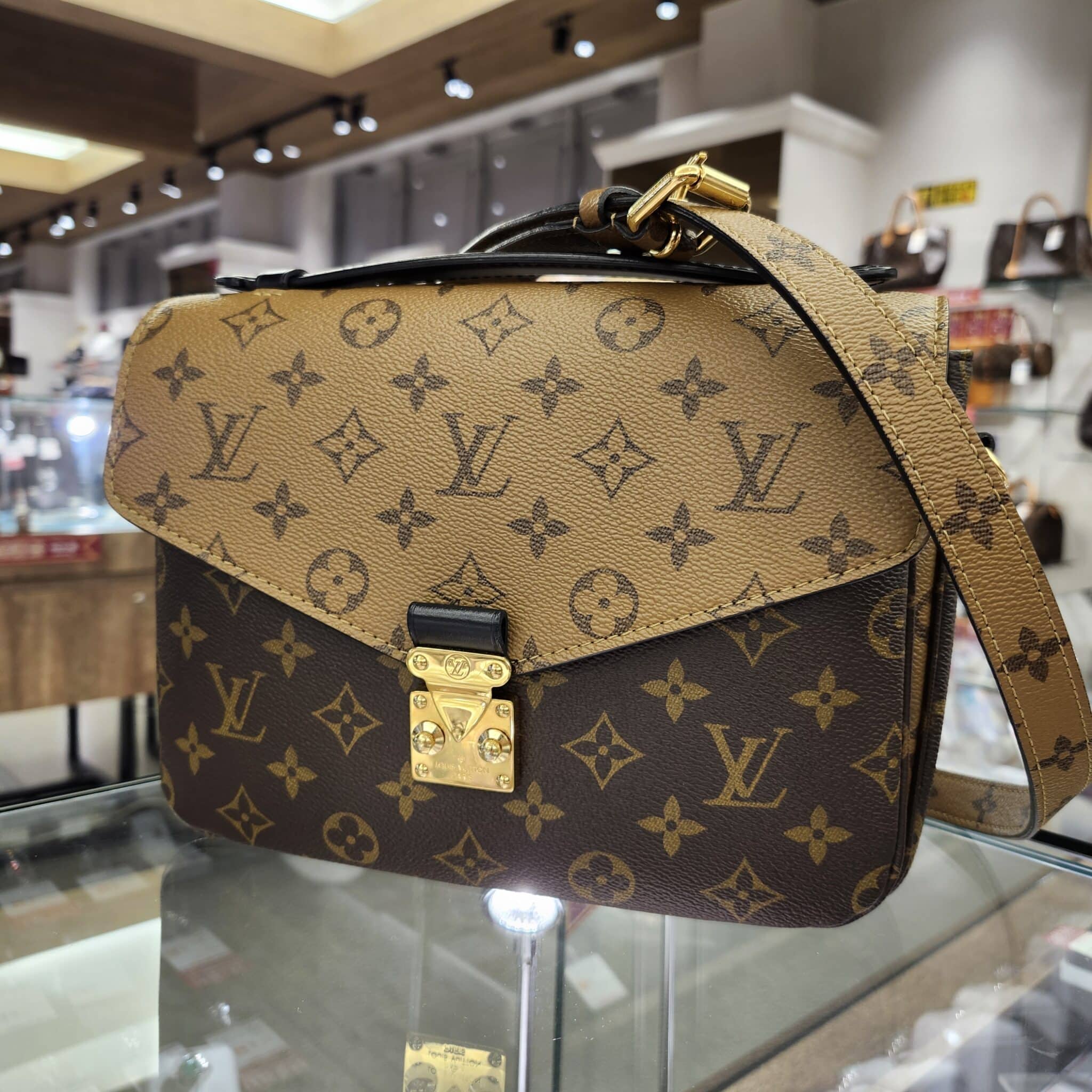 【買取 入荷 盛岡 ルイ ヴィトン LOUIS VUITTON】ルイ ヴィトン ポシェット・メティスMM M44876 を盛岡市のお客様よりお買取させていただきました!