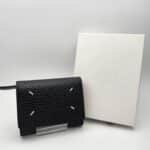 【買取 入荷 盛岡 メゾンマルジェラ Maison Margiela】メゾンマルジェラ 三つ折りコンパクトウォレット SAU3UI0010P4455  を盛岡市のお客様よりお買取させていただきました！