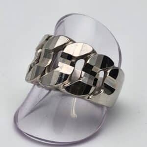 【買取 盛岡 Pt900 ミラーカットチェーンリング】ミラーカットチェーンリング 17.3gを盛岡市のお客様よりお買取りさせていただきました!