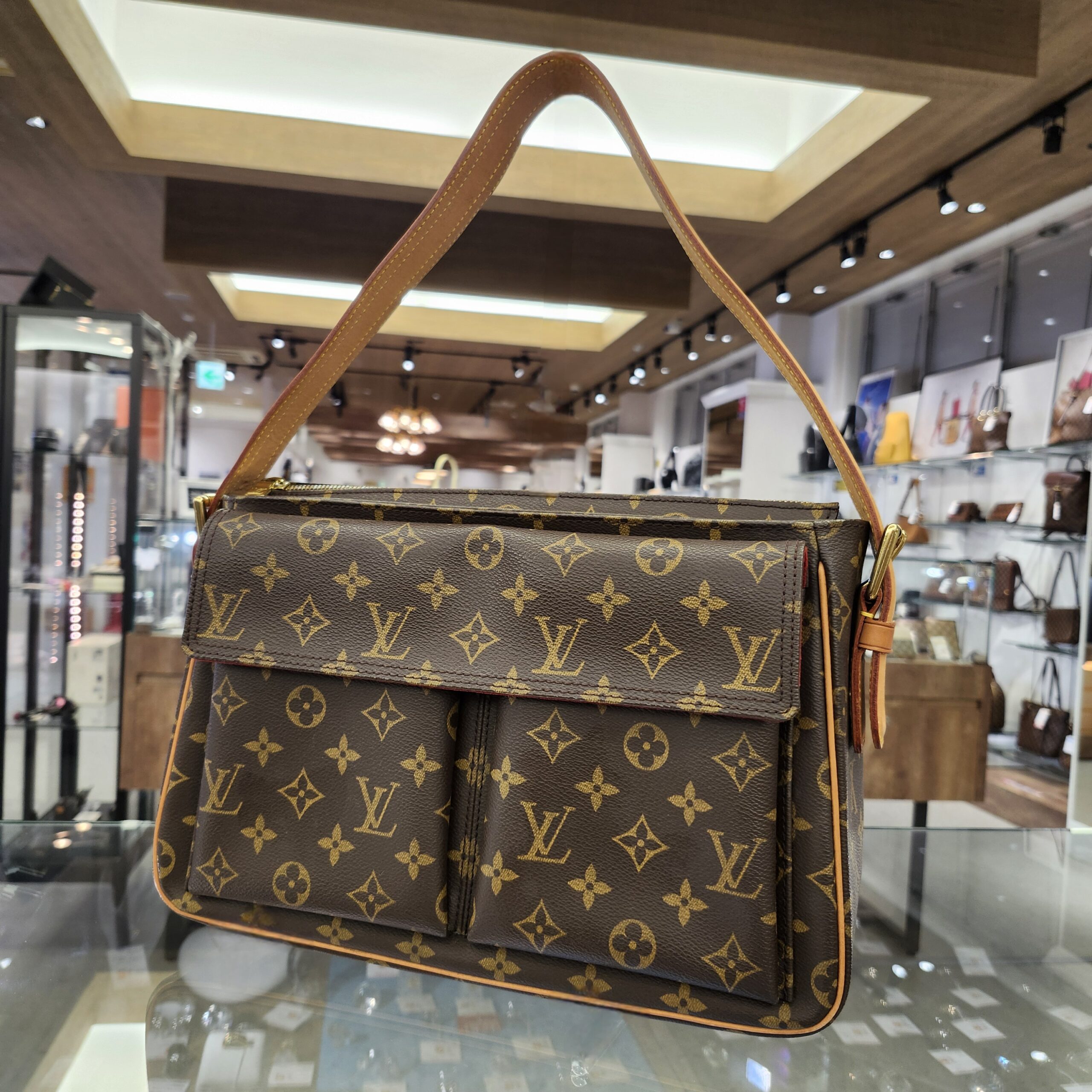 【買取 入荷 盛岡 ルイ ヴィトン LOUIS VUITTON】ルイ ヴィトン　ヴィバシテGM M51163 を盛岡市のお客様よりお買取させていただきました！