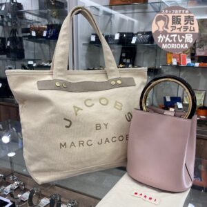【ブランド　販売】人気沸騰MARNI❣と👜MARC BY MARC JACOBSからおすすめバッグのご紹介です🤗