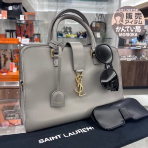 【サンローラン　販売】秋のお出かけにピッタリ🍂コーデが決まる！サンローランのご紹介です😉