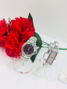 【盛岡　グッチ　販売】GUCCI　レディース時計　9040L　1500L