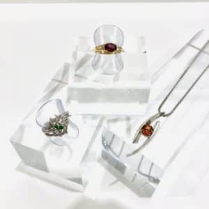 【ジュエリー　販売　盛岡】１月の誕生石『ガーネット』