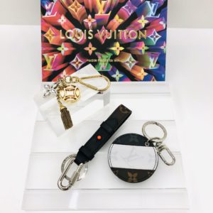 【盛岡　ルイヴィトン　販売】お気に入りのバッグのアクセントに　『ポルトクレ』