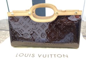 【ＬＯＵＩＳ ＶＵＩＴＴＯＮ　ルイヴィトン　ヴェルニ　アマラント　ロクスバリー・ドライブ　Ｍ９１９９５】を盛岡市のお客様より買取させていただきました！