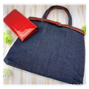 【バーバリー 販売 盛岡】春のコーディネート 差し色にレッドはいかがですか♡❓