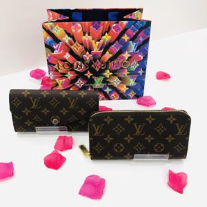 【盛岡 ブランド 販売】『母の日』のプレゼントはこれに決まり!! ポルトフォイユ・サラ&ジッピーウォレット