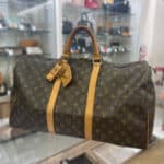 【ルイヴィトン 販売】130年間愛され続けてきたアイコンアイテム『キーポル』入荷しております✨