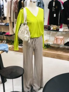 【盛岡 中古 販売】初夏コーデ♪ スタイリッシュでもエレガントさを忘れず大人女子。