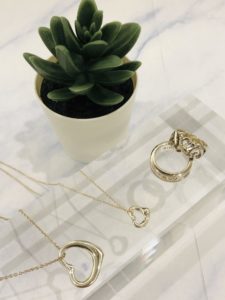 【盛岡 ジュエリー 販売】ティファニーのシルバーアクセで大人かわいい♪