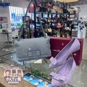 【フェラガモ　販売】クリスマスシーズンの今だから持ちたいチェーンバッグ＆素敵パンプスのご紹介です✨