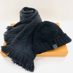 【ルイヴィトン　販売】ちょっと早めの冬支度🧣オシャレにコーデしてみませんか？