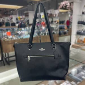 【COACH　販売】COACHのバッグがお手頃な値段でGETできる🙆🏻‍♀️💕通勤時などにもぴったりなバッグが入荷中です🌈