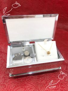 【ジュエリー　販売　盛岡】大切なジュエリーはジュエリーBOXで。