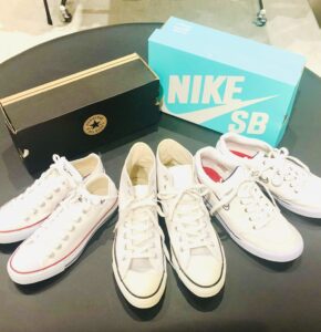 【ブランド　販売　盛岡】春のコーデに欠かせない✨ホワイトカラーのスニーカー