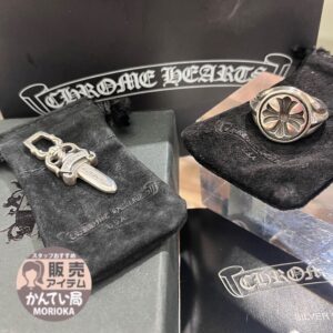 【アクセサリー　販売】シルバーアクセといえば！王道クロムハーツが入荷中です😎👍