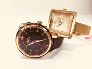 【盛岡　ヴィヴィアンウエストウッド　販売】Vivienne Westwood クオーツ時計