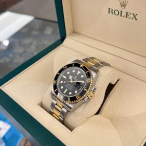 【ロレックス　販売】かっこよさに一目惚れ😍サブマリーナ・コンビ仕様が入荷いたしました。お探しの方必見です。