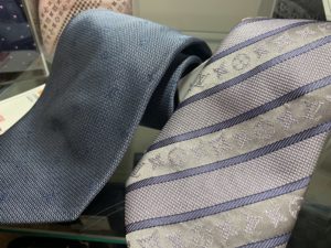 【盛岡 中古 ネクタイ】クールビズもそろそろ終わり。秋に向けてネクタイも新調しましょう！