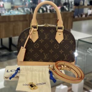 【LOUIS VUITTON 販売】人気が高いルイヴィトンのアルマBBが入荷中です💗
