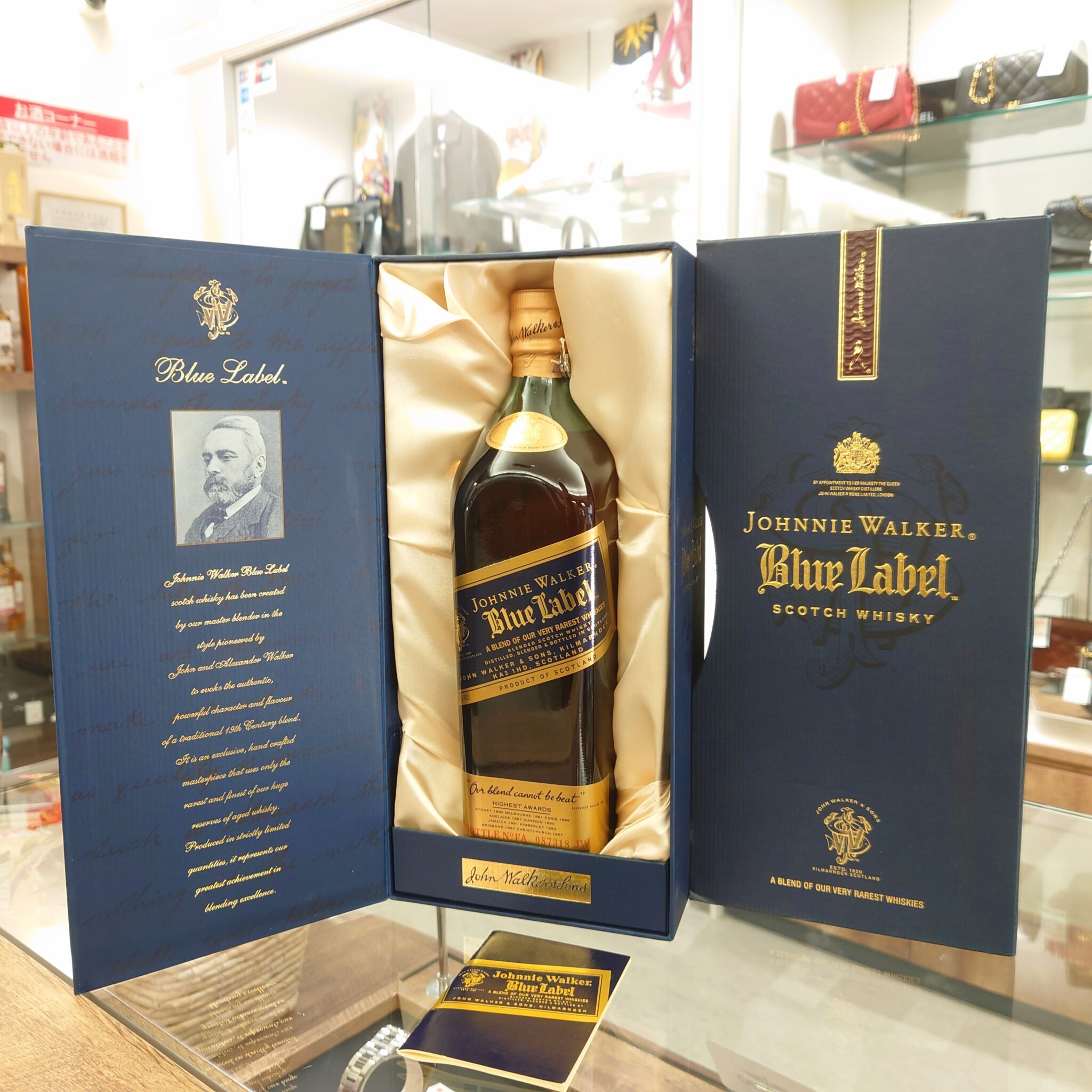 【ジョニーウォーカー　ブルーラベル 1000ml】を盛岡市のお客様よりお買取りさせていただきました！