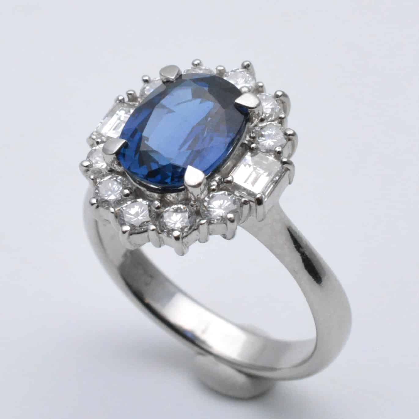 【ジュエリー 販売】新生活応援価格で10％OFF🌸 サファイア・ダイヤリングはいかがですか❓