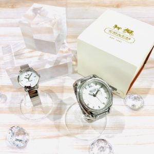 【盛岡　時計　販売】文字盤のシグネチャーが涼やかにきらめく✨コーチ腕時計