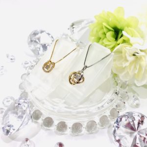 【盛岡　ダイヤモンド　販売】ダイヤの揺らめきが魅力✨ダンシングストーンネックレス