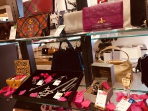 【盛岡 ブランド 財布 バッグ 時計 ジュエリー 販売】「Vivienne Westwood　(ヴィヴィアンウエストウッド)」コーナーが出来ました！　