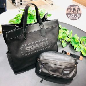 【コーチ　販売】GWの帰省や旅行に便利なバッグ！！『フィールド トート 40』＆『ボディバッグ』✨