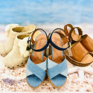 【ブランド 販売 盛岡】夏到来!!足元からのオシャレにウエッジソールの厚底サンダル