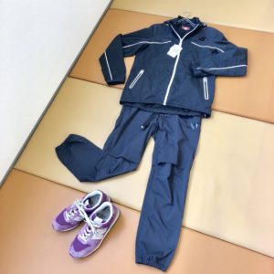 【盛岡　ニューバランス　販売】タフレックス　ストレッチフルジップブルゾン&パンツ　シューズ　M996